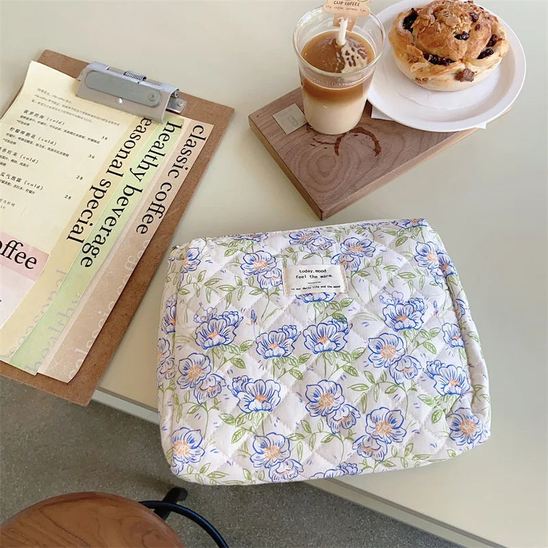 Women's Cosmetic Bags Cases Casual Ladies Small Storage Bag
