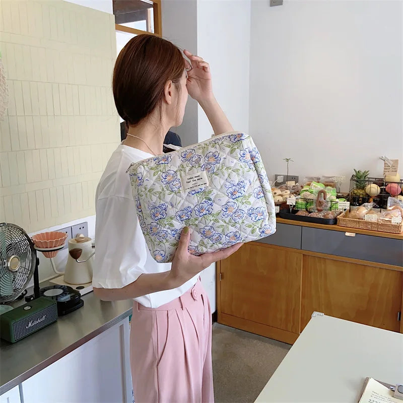 Women's Cosmetic Bags Cases Casual Ladies Small Storage Bag