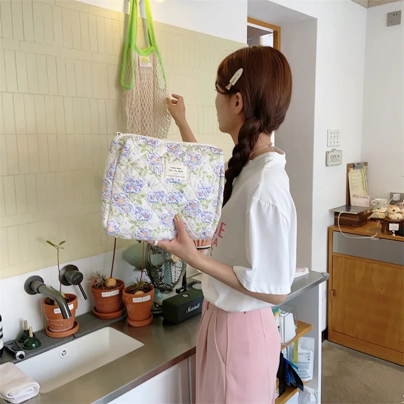 Women's Cosmetic Bags Cases Casual Ladies Small Storage Bag