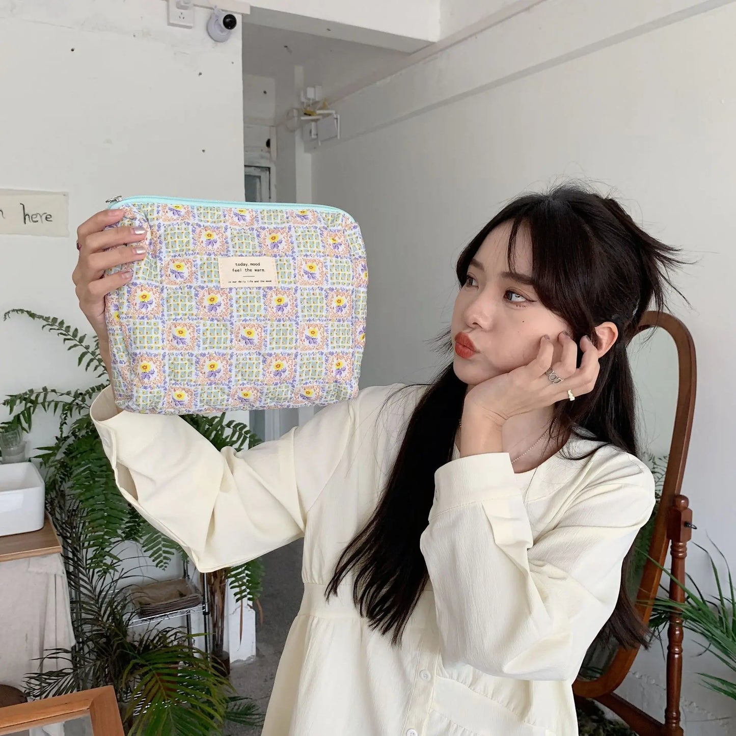 Women's Cosmetic Bags Cases Casual Ladies Small Storage Bag